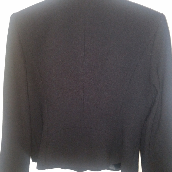 Black Blazer like new (only use once) - Picture 4 of 5